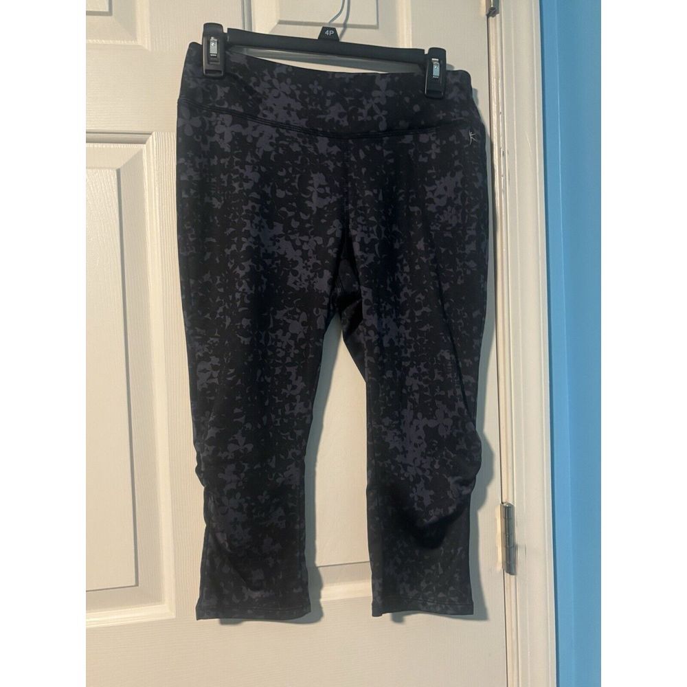 Danskin Leggings Black And Grey Floral Pattern Size Medium‎ Workout Activewear